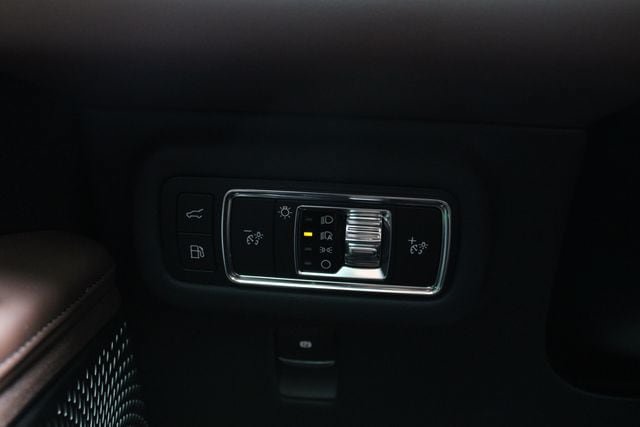 New 2026 Lincoln Nautilus Reserve AWD/4WD image 11