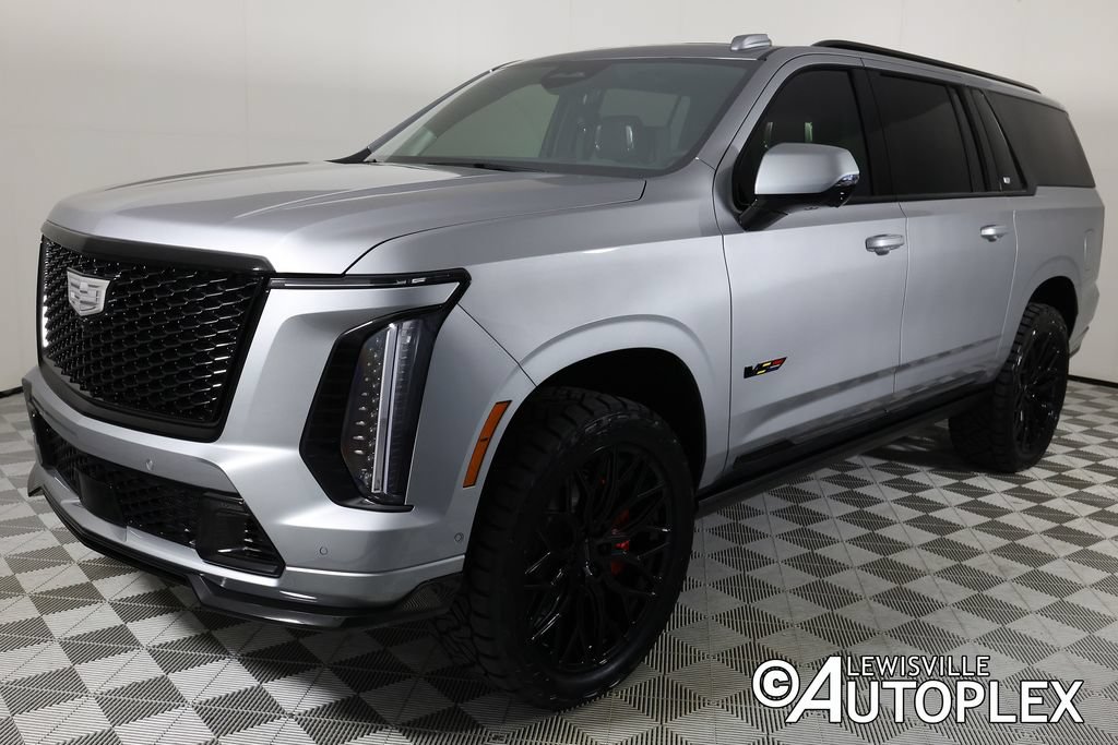 Used 2026 Cadillac Escalade ESV V w/ LPO, ONYX Package AWD/4WD image 9