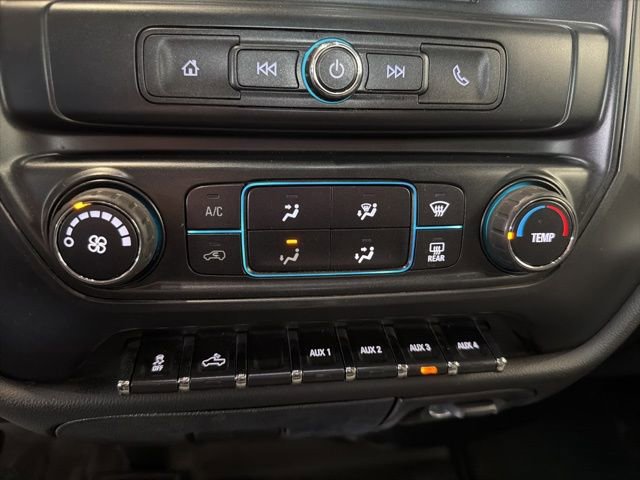 Used 2019 Chevrolet Silverado 2500 W/T AWD/4WD image 17
