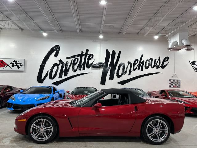 Used 2012 Chevrolet Corvette Convertible RWD image 2