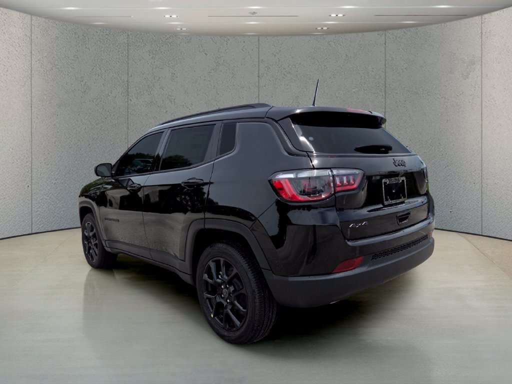 New 2026 Jeep Compass Latitude AWD/4WD image 7