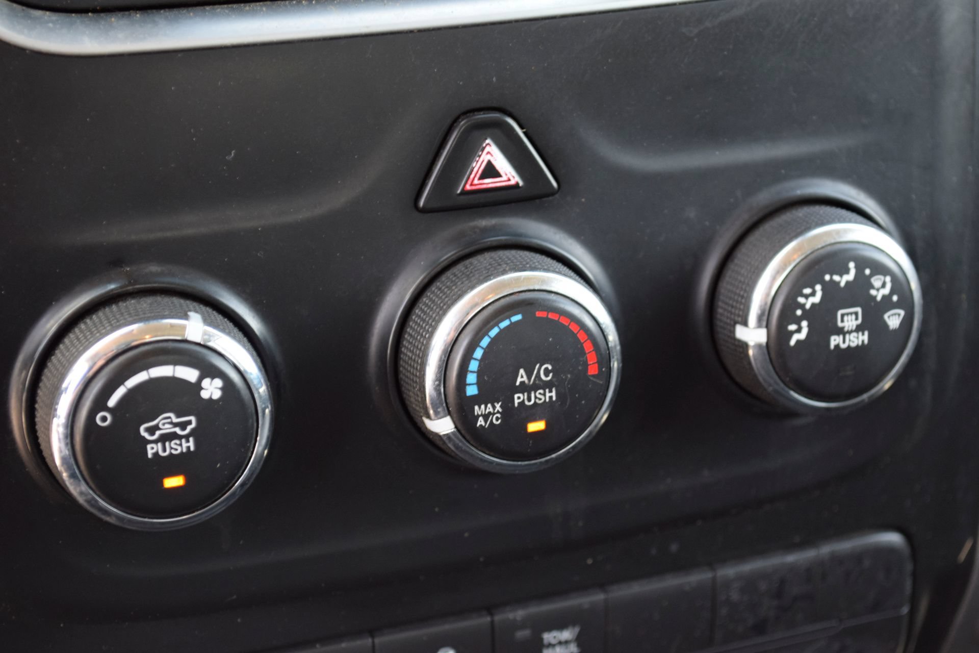 Used 2017 RAM 3500 Tradesman RWD image 12