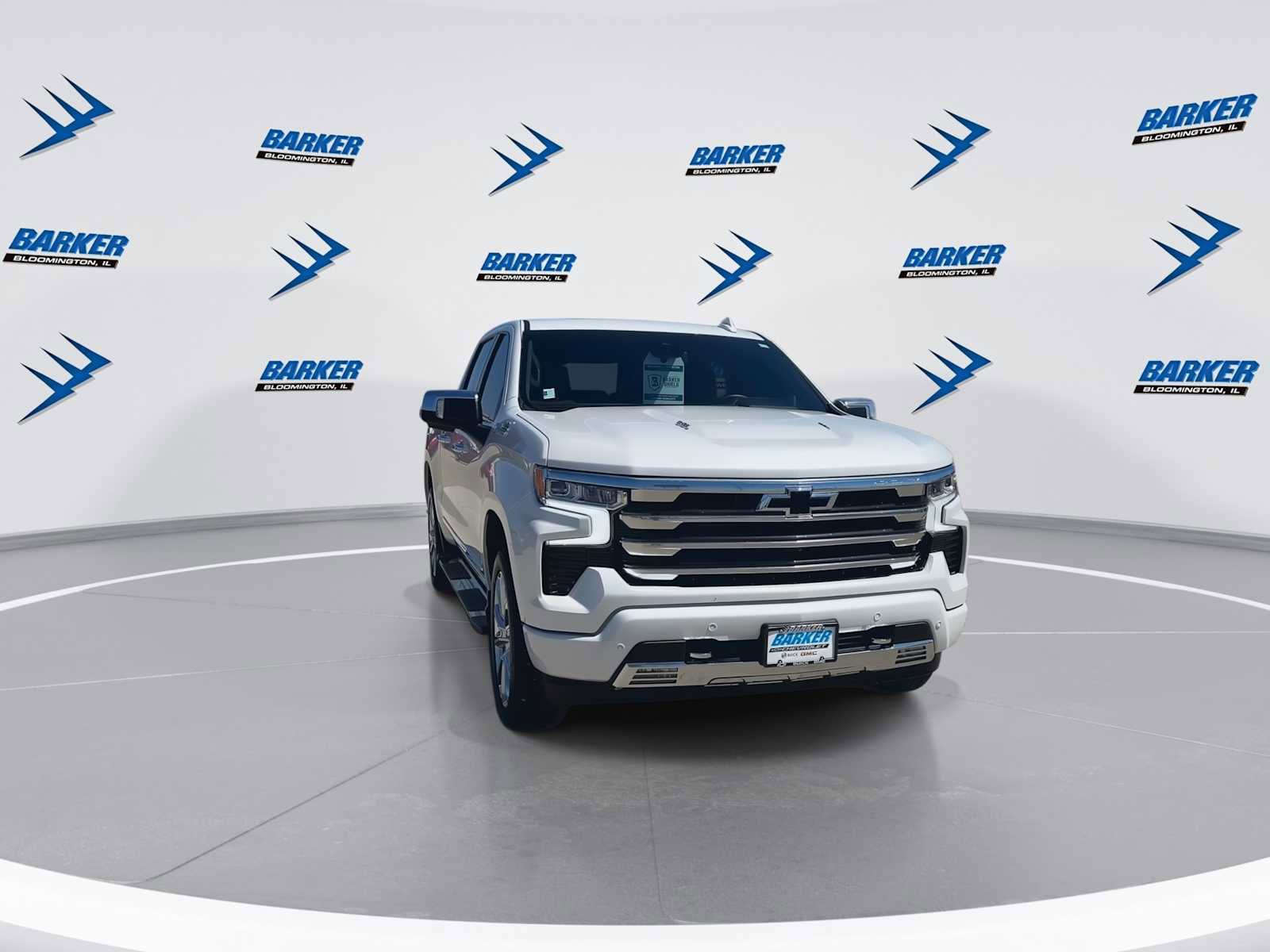 Used 2023 Chevrolet Silverado 1500 High Country w/ High Country Premium Package image 4