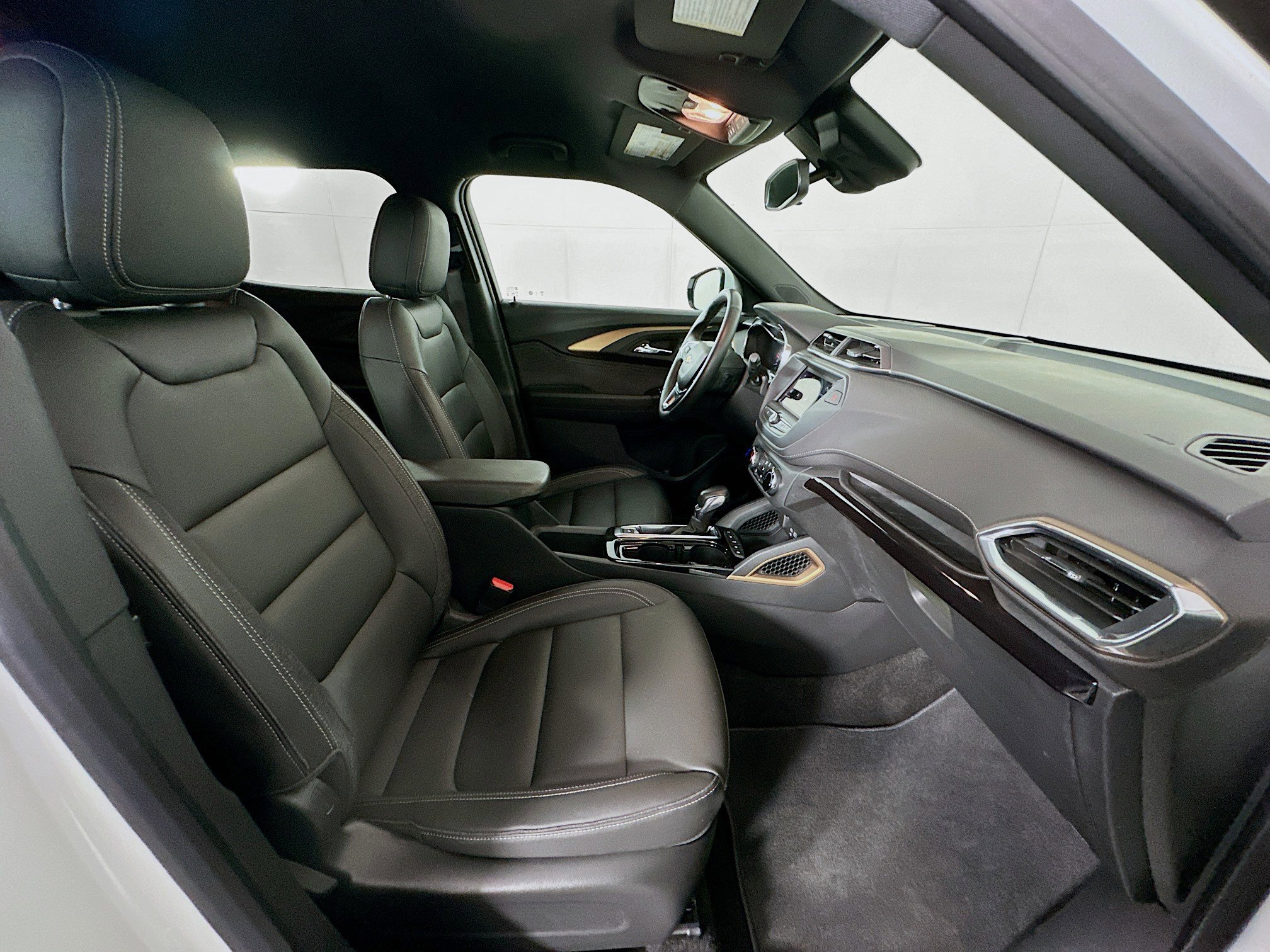 Used 2023 Chevrolet TrailBlazer ACTIV image 28
