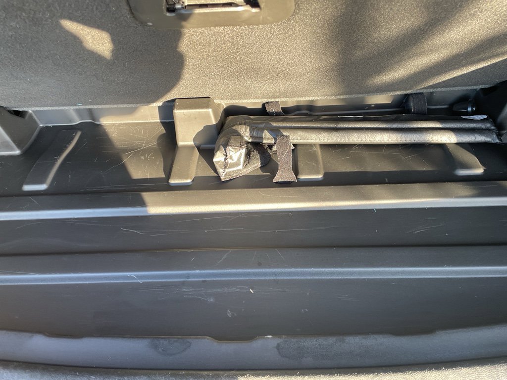 Used 2023 GMC Yukon SLT image 53