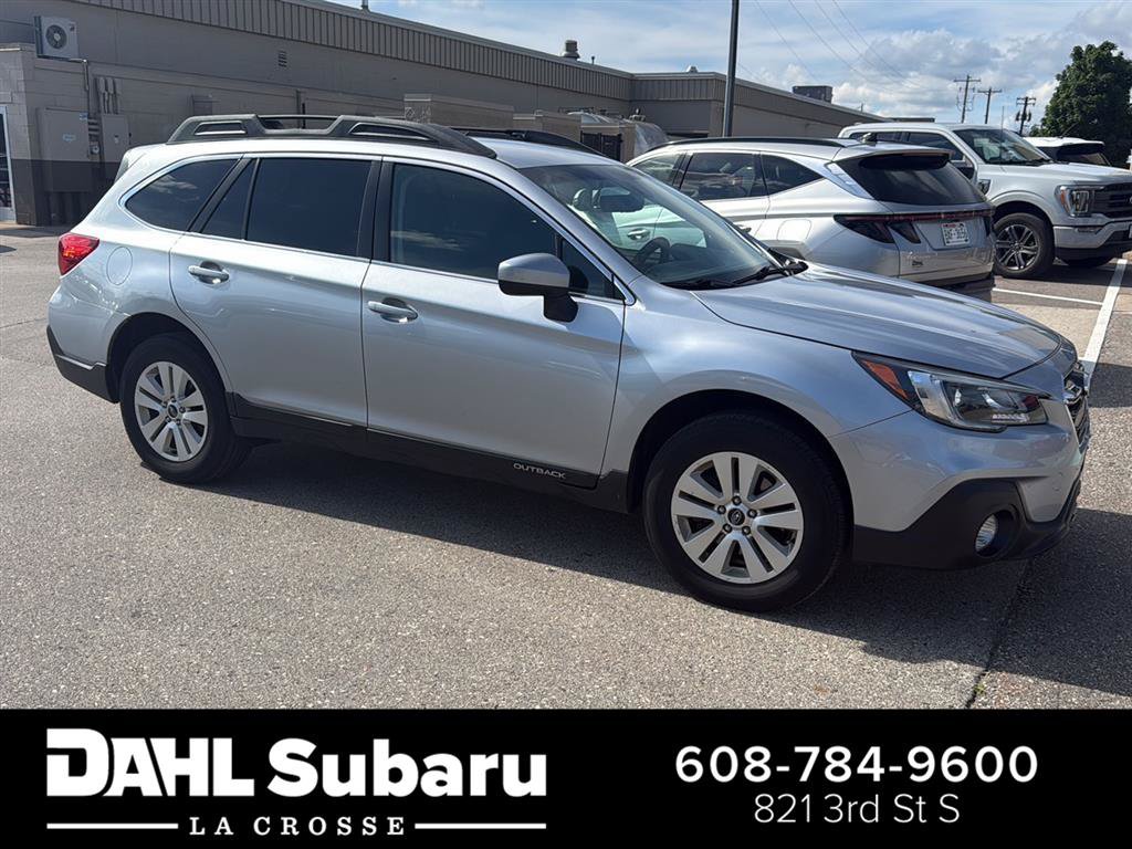 Used 2019 Subaru Outback 2.5i Premium AWD/4WD image 1