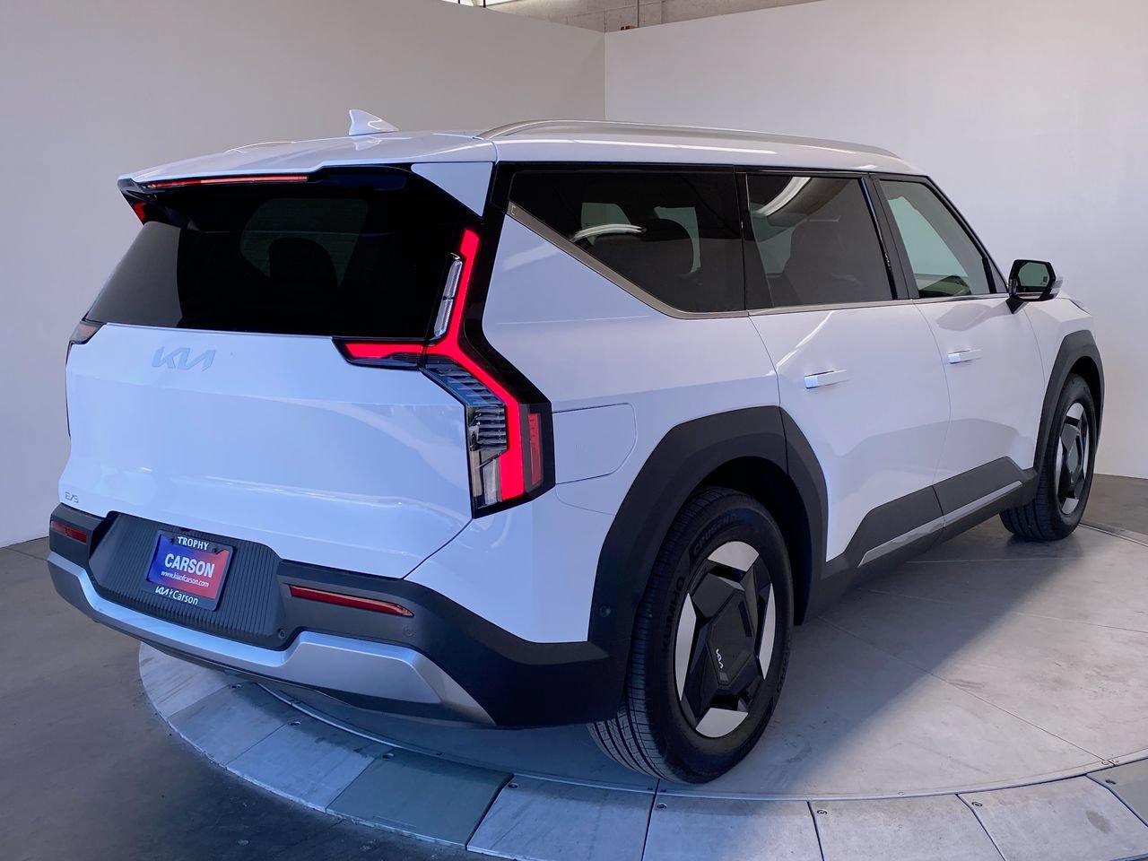 New 2026 Kia EV9 Wind AWD/4WD image 5