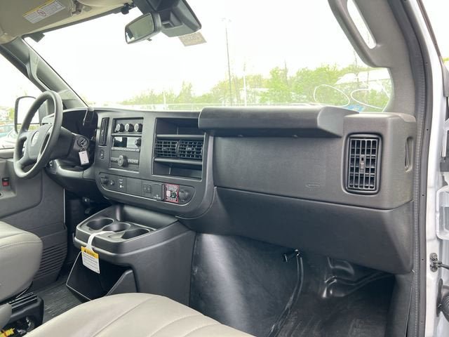 New 2026 GMC Savana 2500 Extended w/ Driver Convenience Package RWD image 24