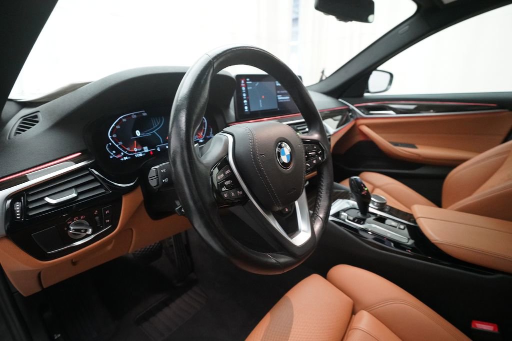 Used 2021 BMW 530i xDrive w/ Convenience Package image 8