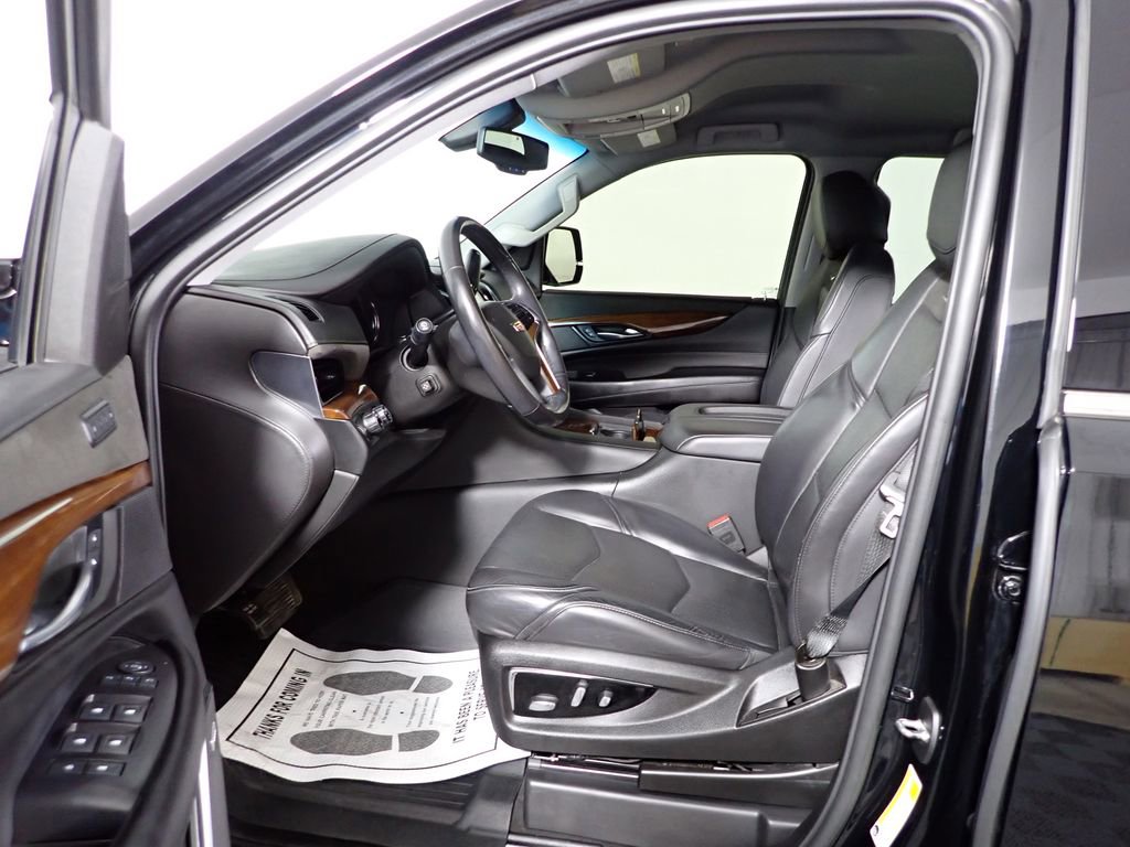 Used 2019 Cadillac Escalade 4WD image 24
