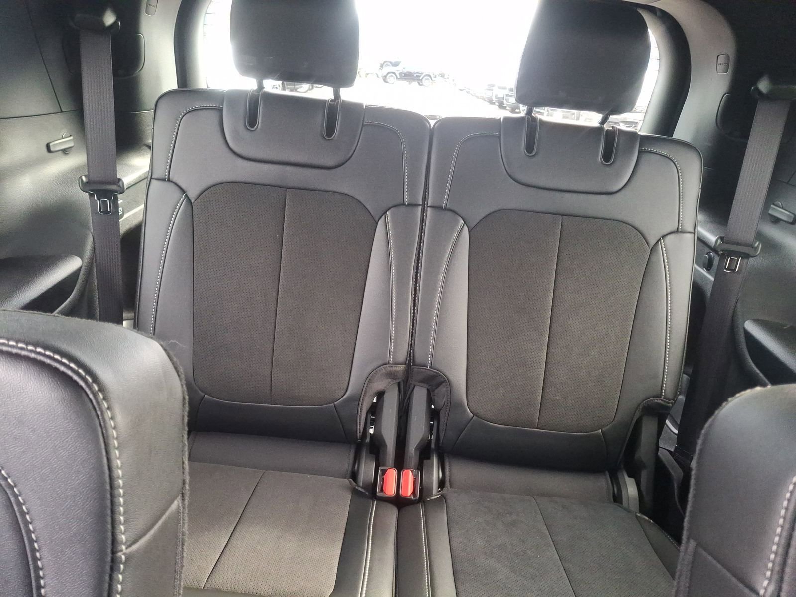 Used 2025 Jeep Grand Cherokee L Altitude AWD/4WD image 28