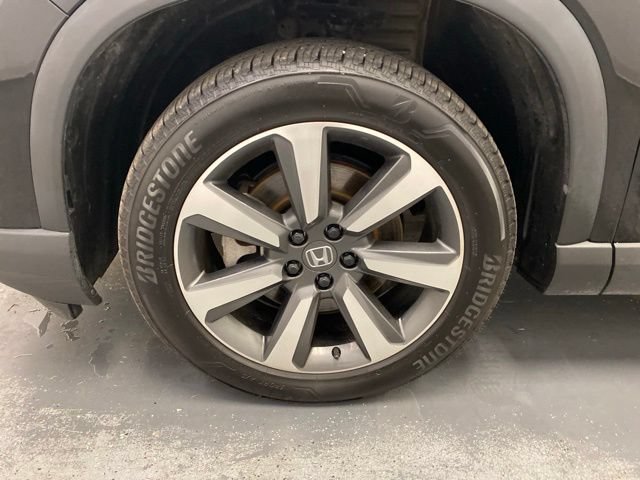 Certified 2024 Honda Pilot Elite image 32