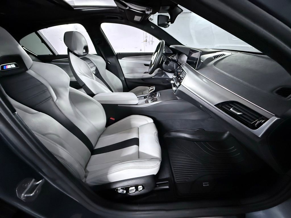 Used 2020 BMW M5 w/ Executive Package image 28