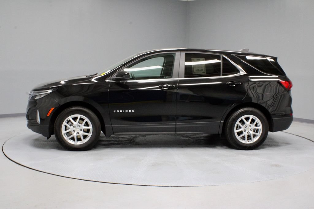 Used 2024 Chevrolet Equinox LT w/ LPO, Floor Liner Package FWD image 8