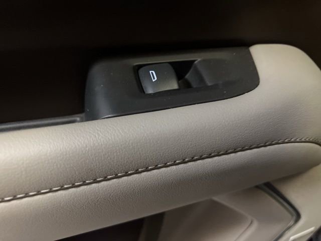 Used 2024 Chevrolet Tahoe Z71 w/ Z71 Off-Road Package AWD/4WD image 59