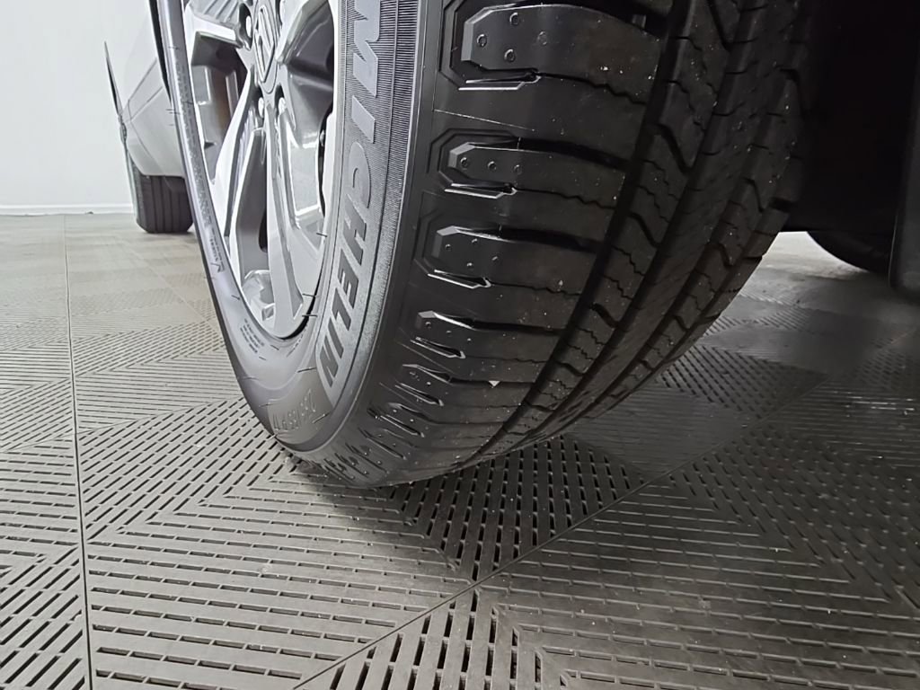 Used 2020 Honda CR-V LX image 42