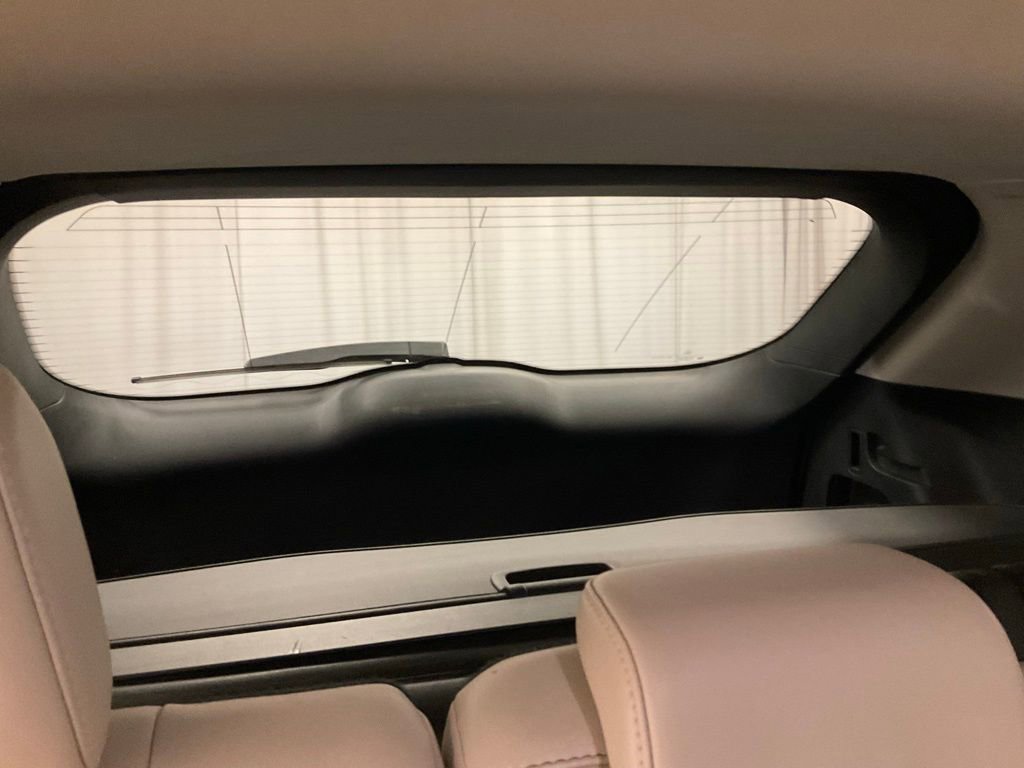 Used 2019 Ford Edge Titanium image 20