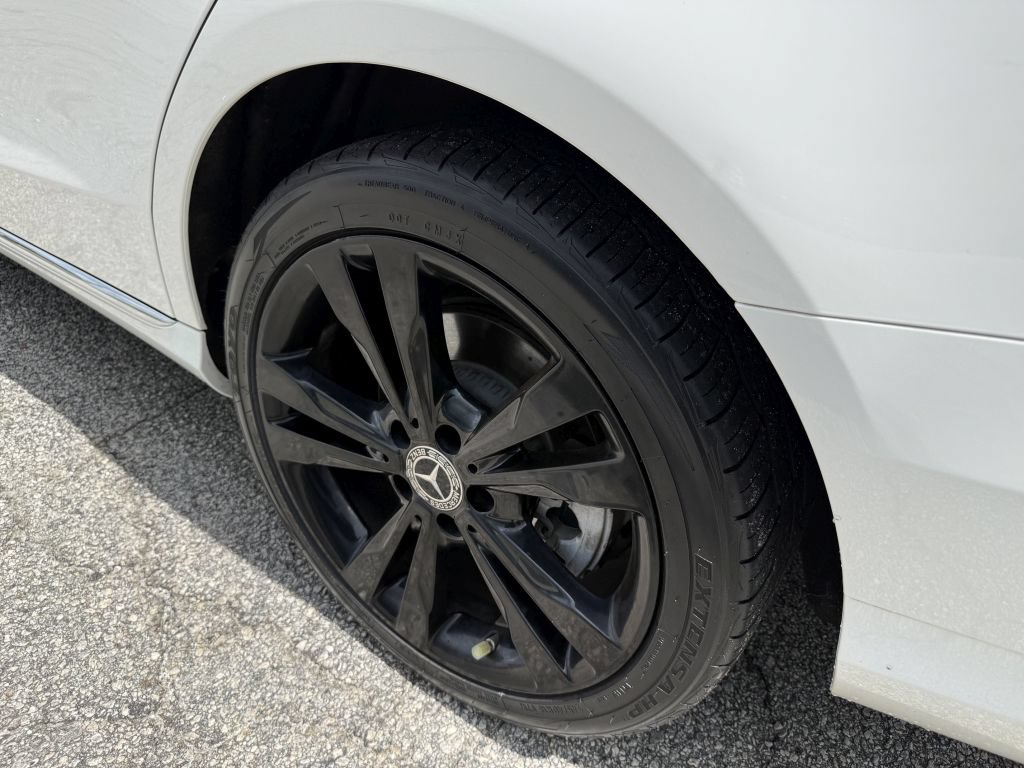 Used 2019 Mercedes-Benz C 300 Sedan w/ Premium Package image 10