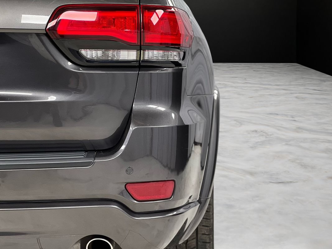 Used 2018 Jeep Grand Cherokee Altitude AWD/4WD image 40