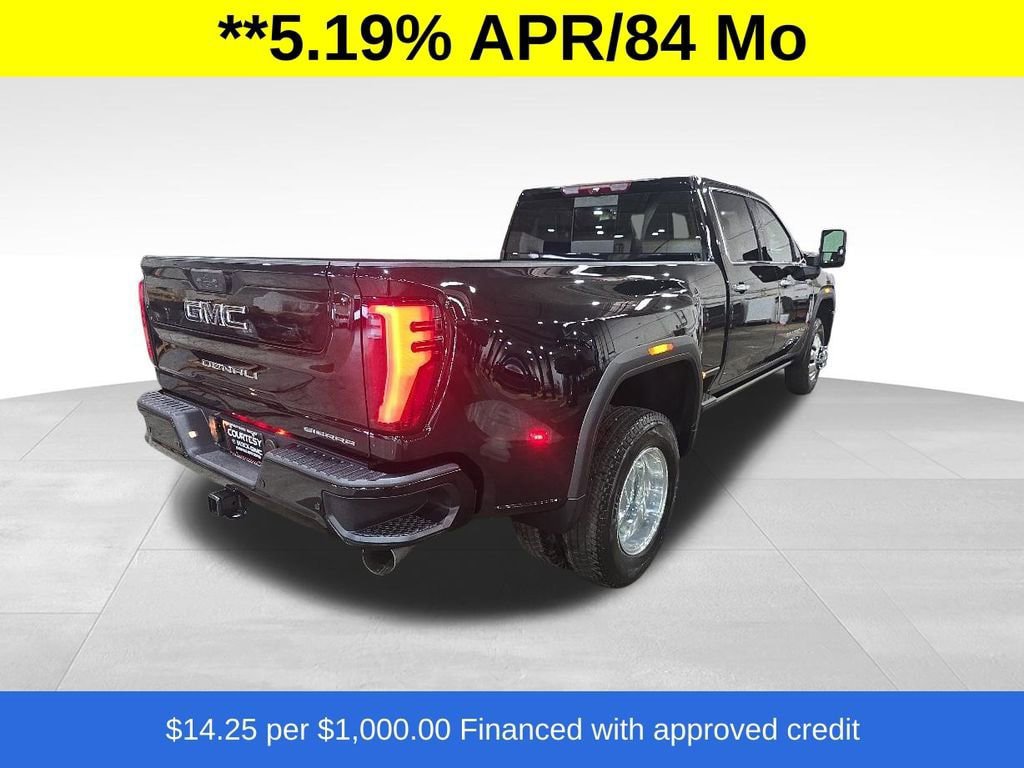 New 2026 GMC Sierra 3500 Denali Ultimate AWD/4WD image 7
