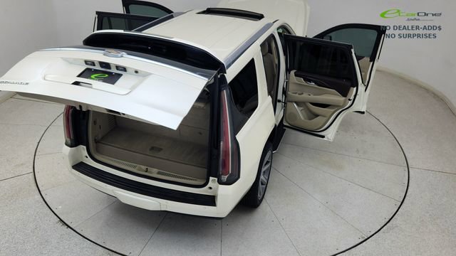 Used 2015 Cadillac Escalade Luxury RWD image 88
