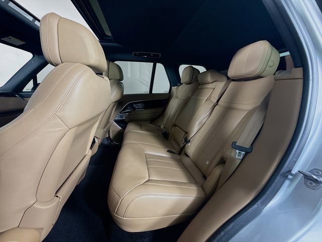 Certified 2023 Land Rover Range Rover SE image 24