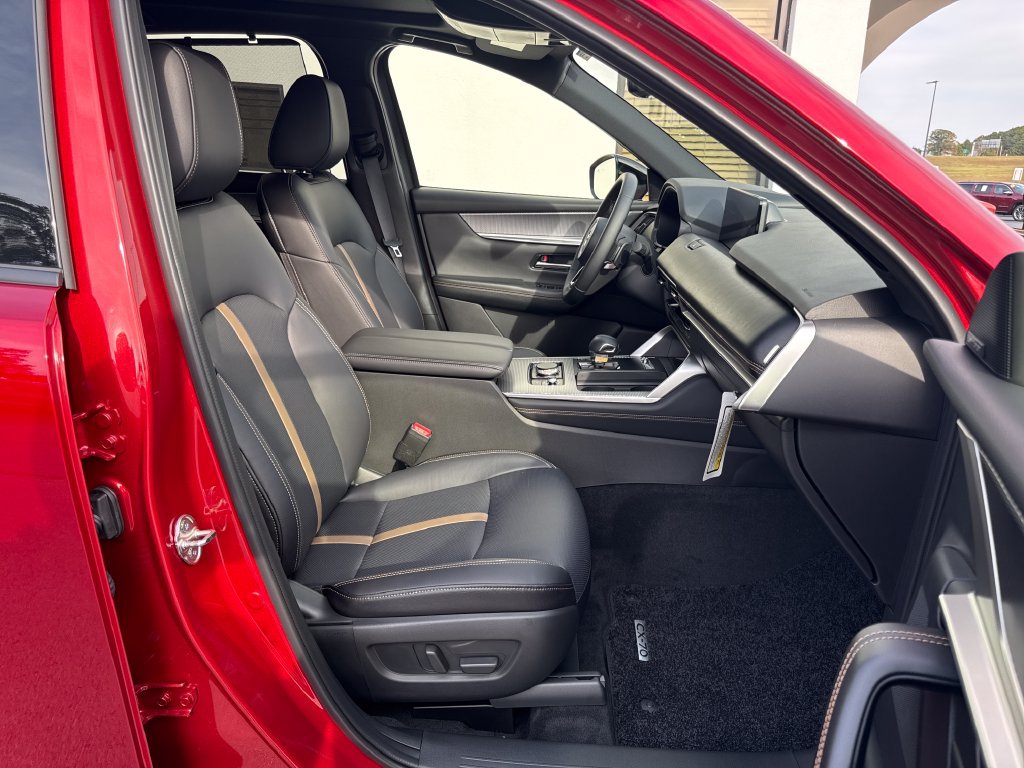 New 2026 MAZDA CX-70 3.3 Turbo w/ Premium Plus Pkg AWD/4WD image 11