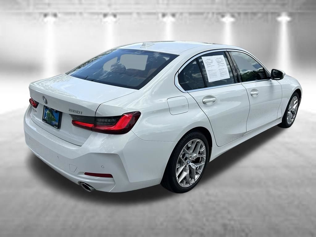 Used 2026 BMW 330i Sedan RWD image 5
