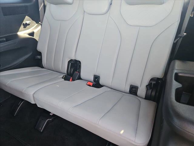 Used 2024 Hyundai Palisade SEL image 19