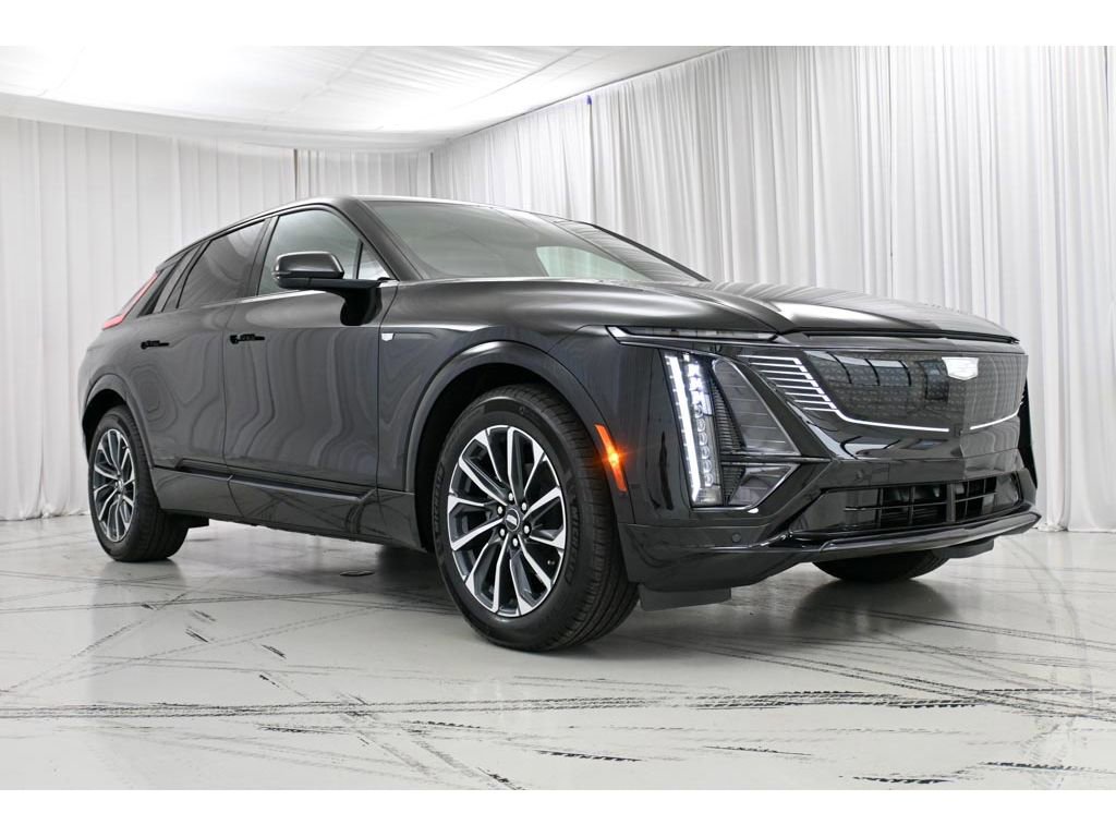 New 2025 Cadillac Lyriq Sport image 2