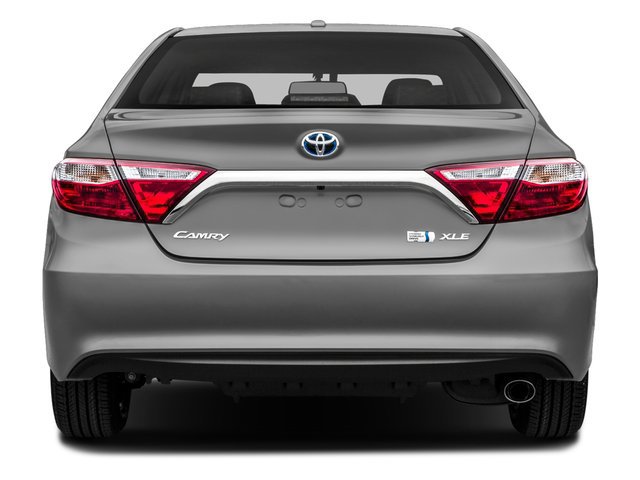 Used 2017 Toyota Camry XLE w/ Moonroof Package FWD image 5