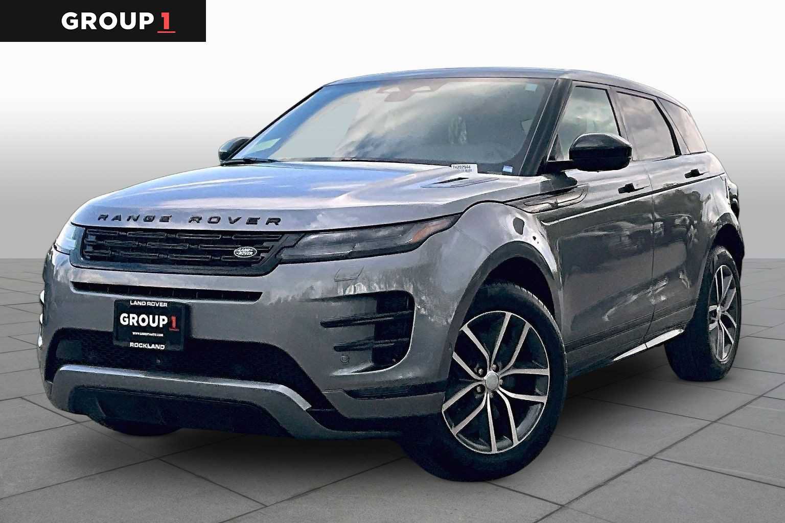 Used 2026 Land Rover Range Rover Evoque Dynamic SE AWD/4WD image 1