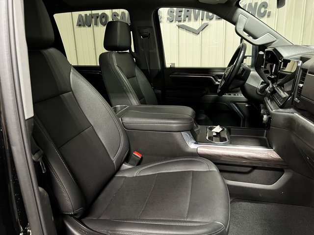 Used 2024 Chevrolet Silverado 2500 LTZ w/ LTZ Plus Package image 28