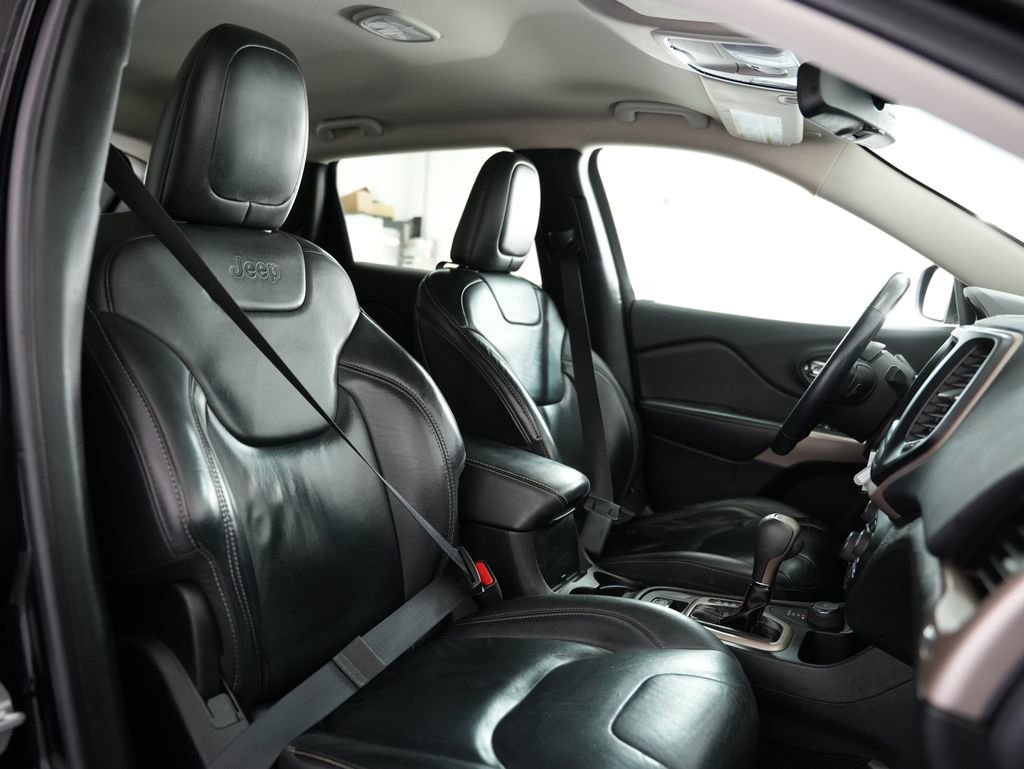 Used 2017 Jeep Cherokee Latitude w/ True North Edition image 52