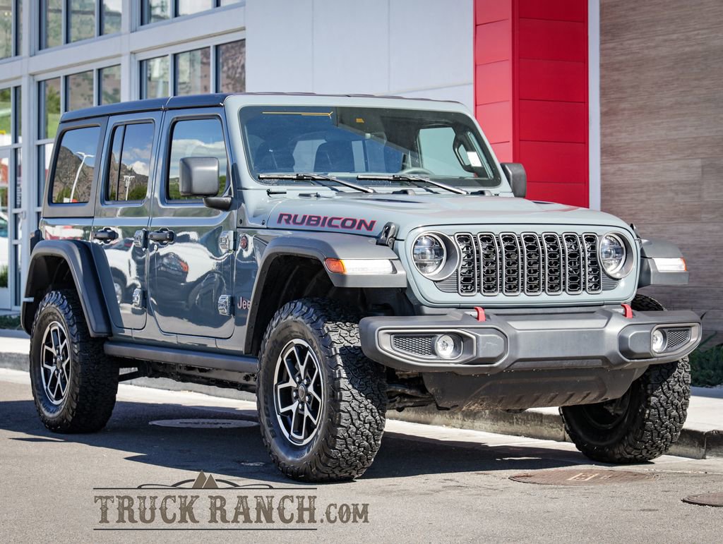 Used 2025 Jeep Wrangler Unlimited Rubicon AWD/4WD image 1