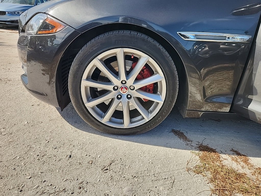 Used 2018 Jaguar XJ L Portfolio image 8