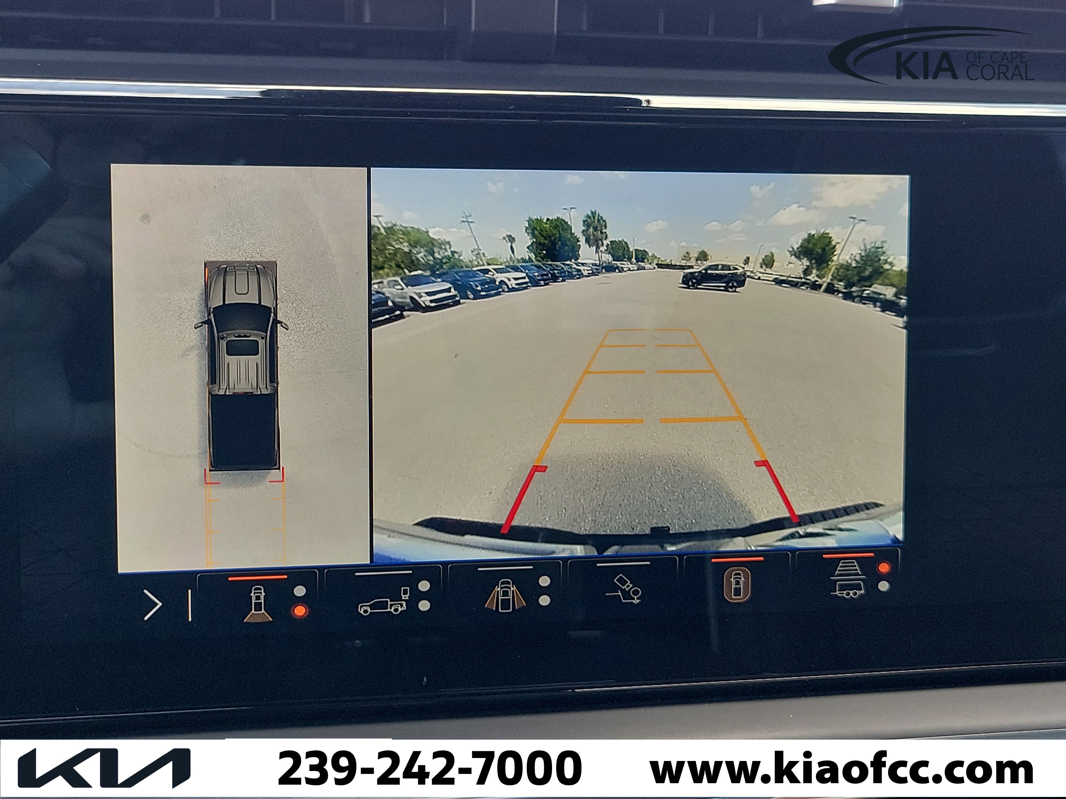 Used 2024 GMC Sierra 2500 Denali Ultimate w/ Snow Plow Prep/Camper Package AWD/4WD image 30