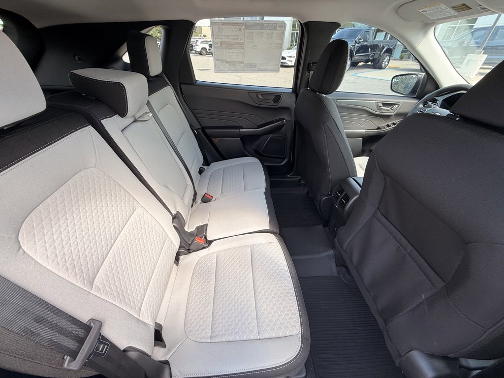 New 2025 Ford Escape Active image 12