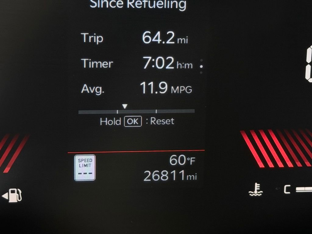 Used 2025 Kia Carnival image 16