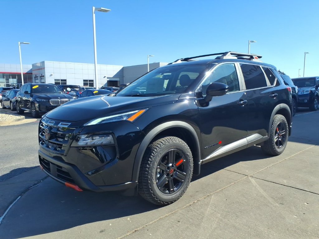 New 2027 Nissan Rogue SV w/ Rock Creek Premium Package AWD/4WD image 4