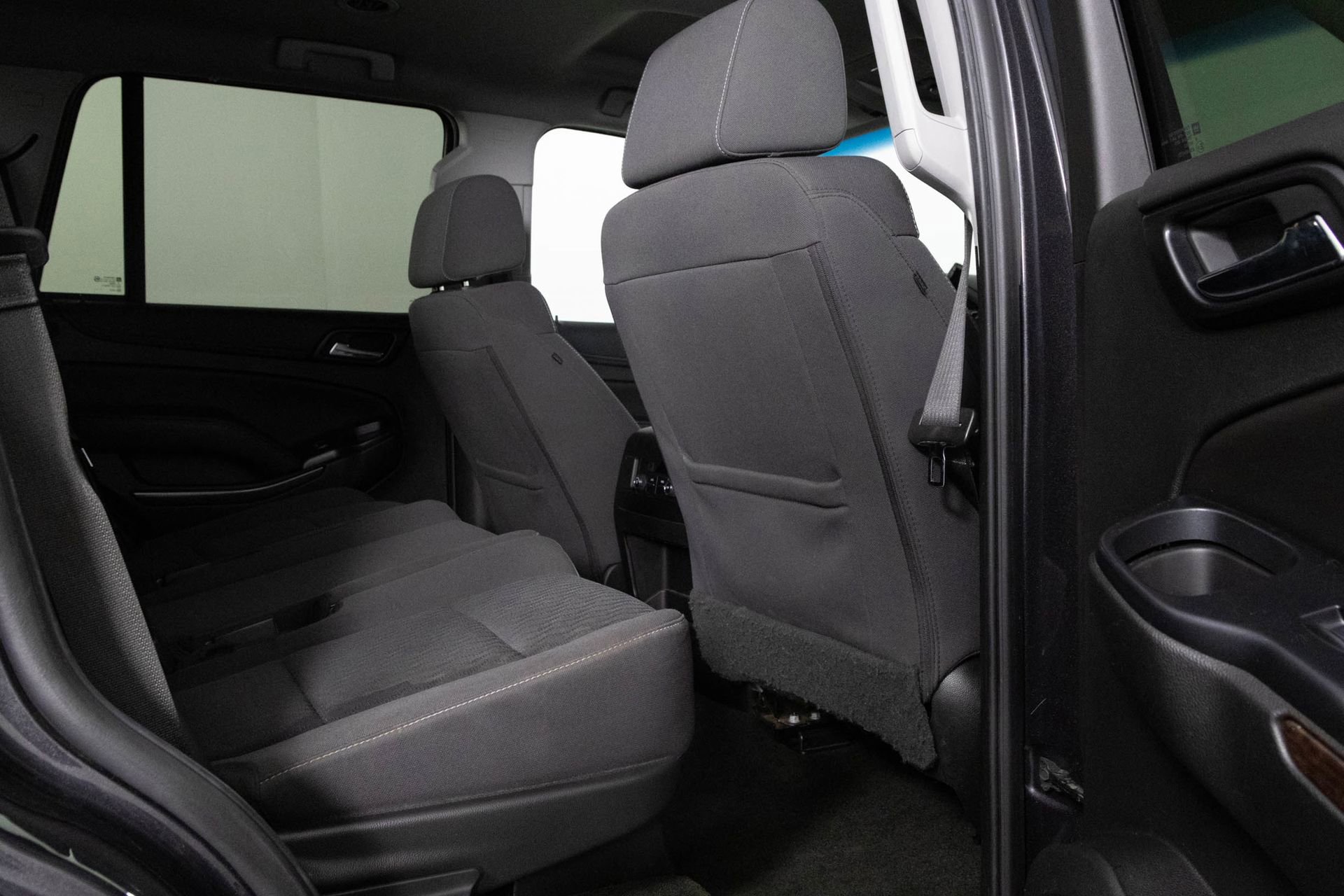 Used 2018 GMC Yukon SLE w/ SLE Value Package image 37