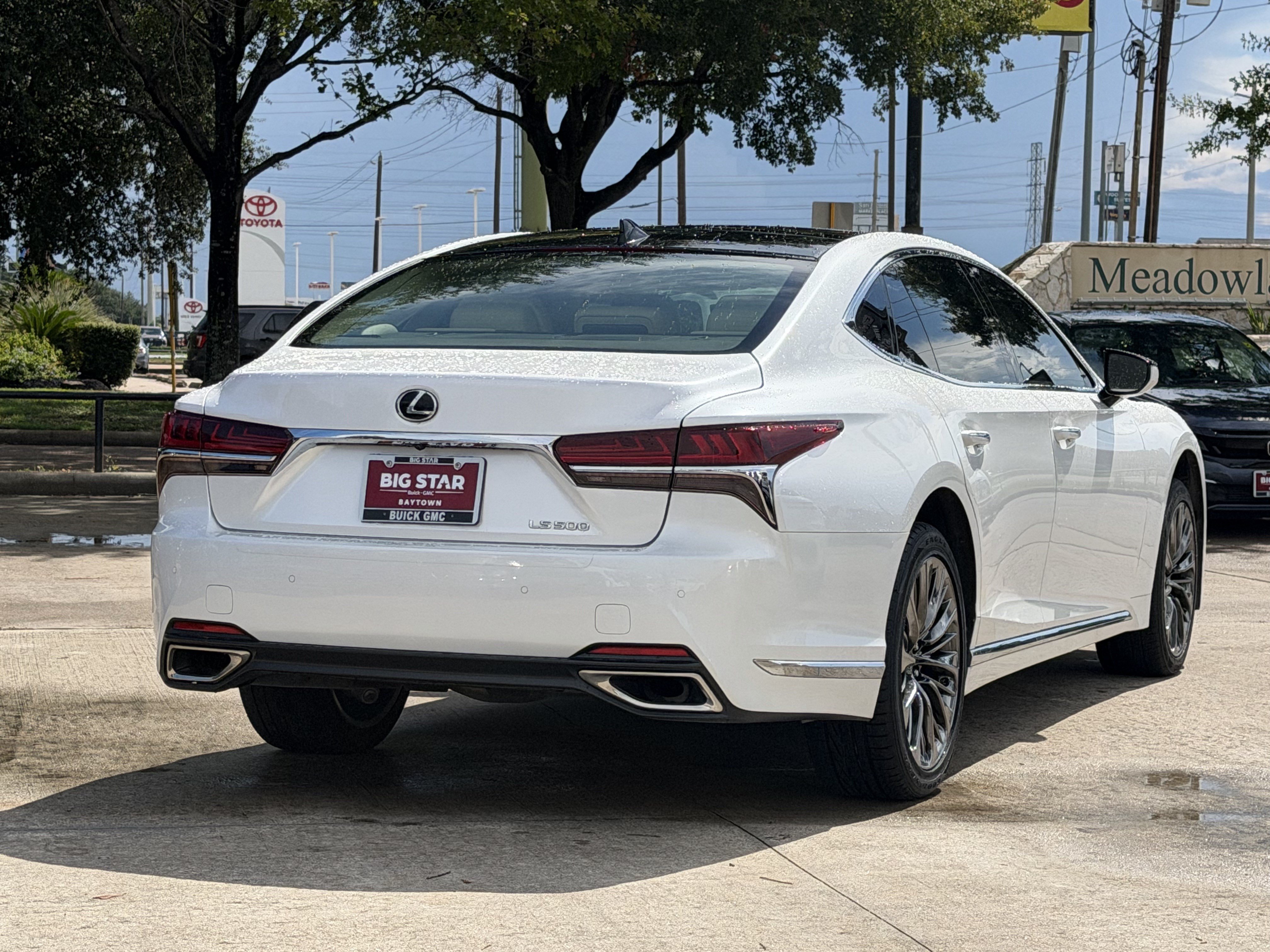 Used 2018 Lexus LS 500 w/ Luxury Package RWD image 6