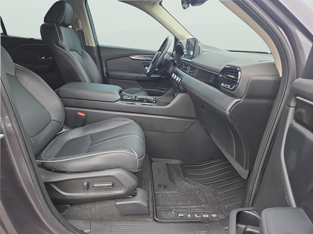 Used 2023 Honda Pilot Elite image 38