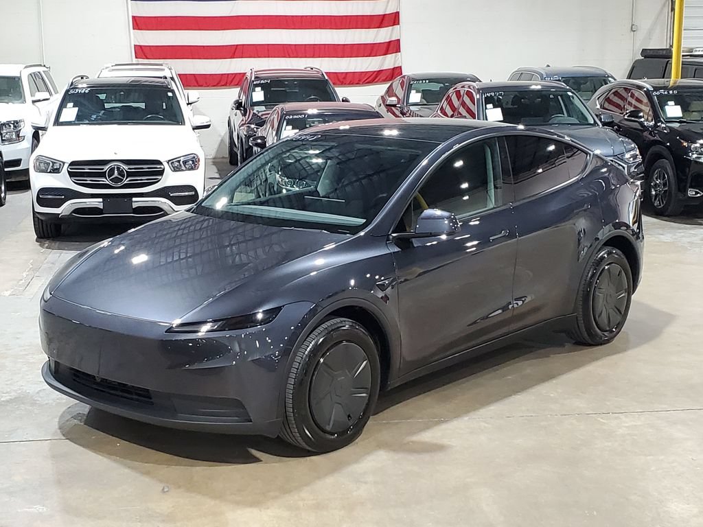 Used 2026 Tesla Model Y 2WD image 38