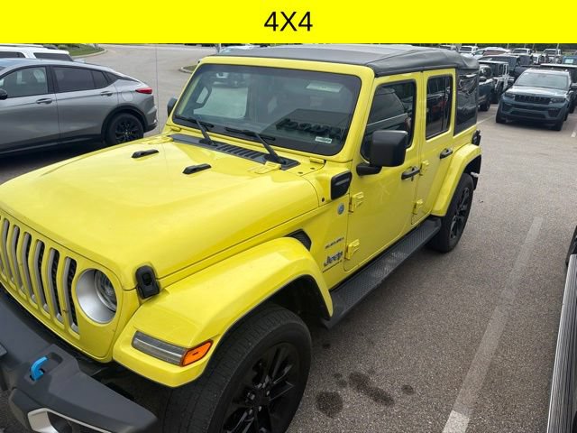 Used 2023 Jeep Wrangler Unlimited Sahara w/ Cold Weather Group AWD/4WD image 4