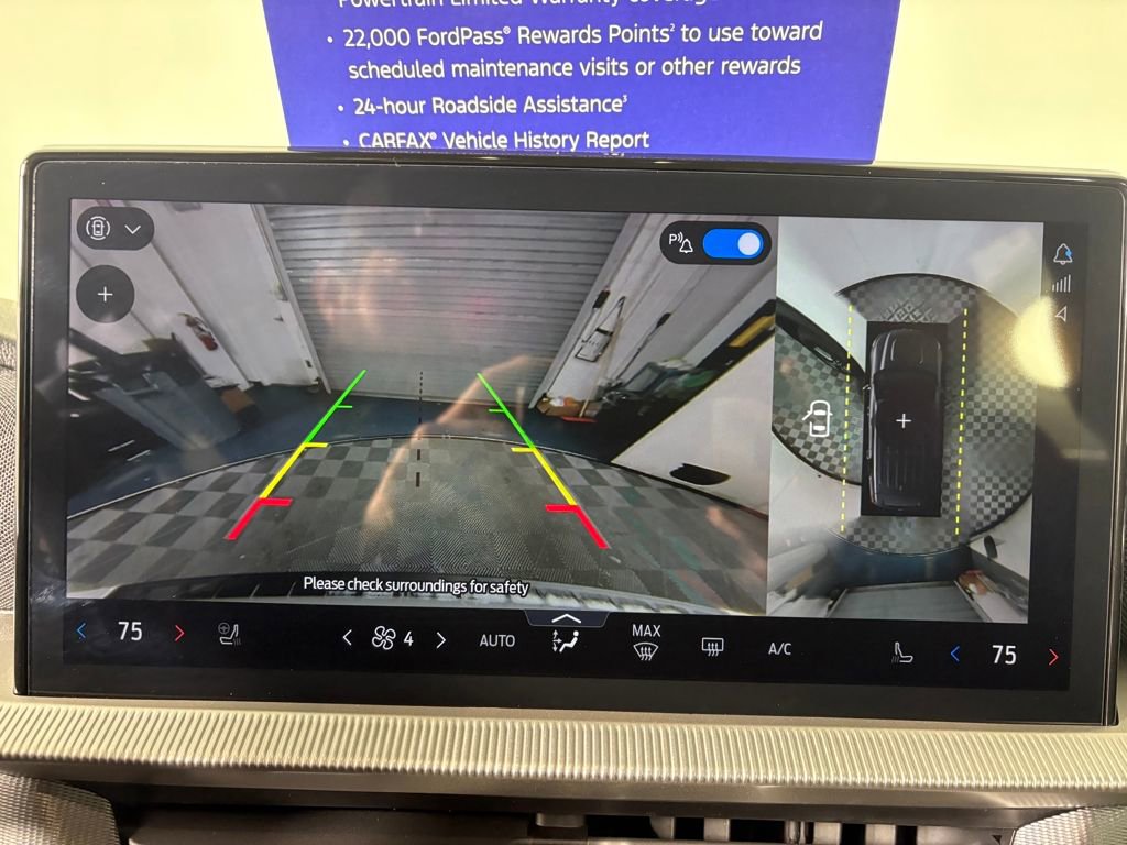 Certified 2025 Ford Explorer ST-Line w/ Premium Package image 19