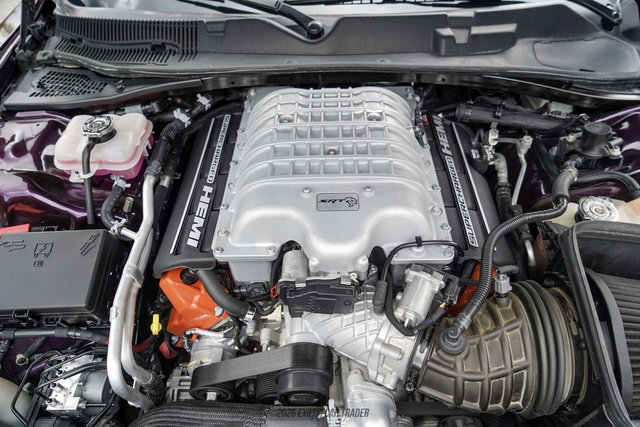 Used 2020 Dodge Challenger SRT Hellcat RWD image 16