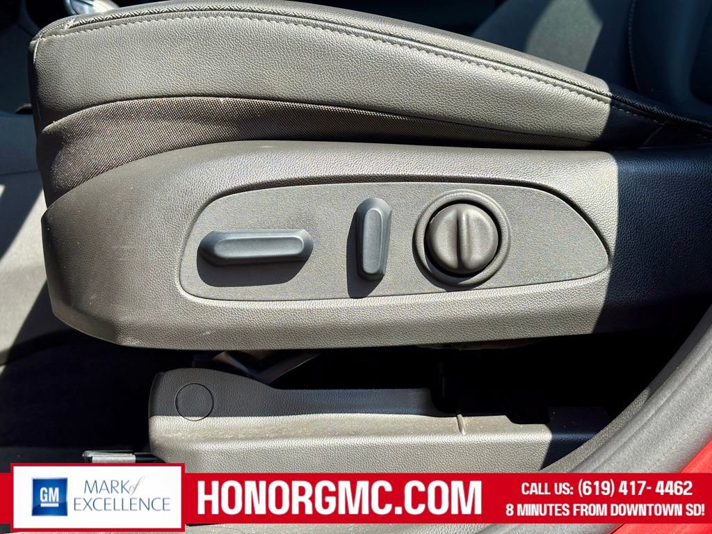 Used 2024 Buick Encore GX Sport Touring w/ Comfort Package image 13