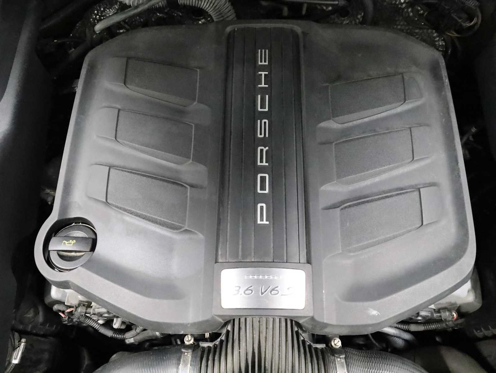 Used 2015 Porsche Cayenne S AWD/4WD image 42