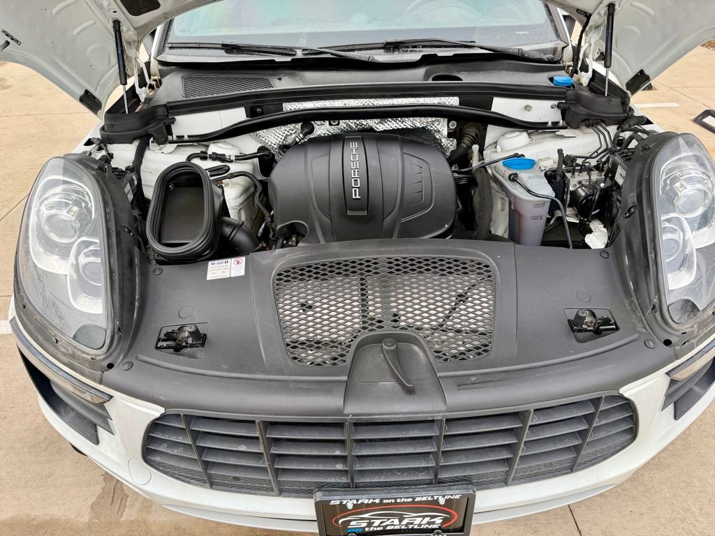 Used 2018 Porsche Macan AWD/4WD image 42